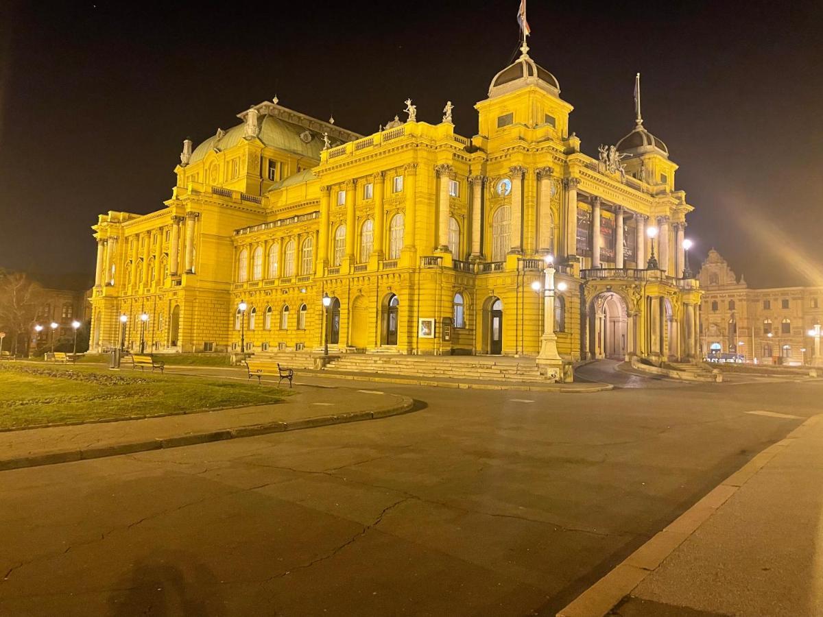 Grich Witch Apartment Zagreb Luaran gambar