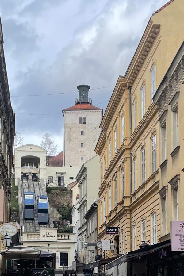 Grich Witch Apartment Zagreb Luaran gambar